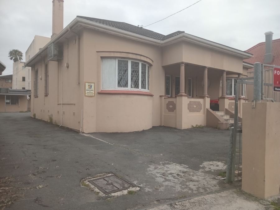 Commercial Property for Sale in Southernwood Eastern Cape